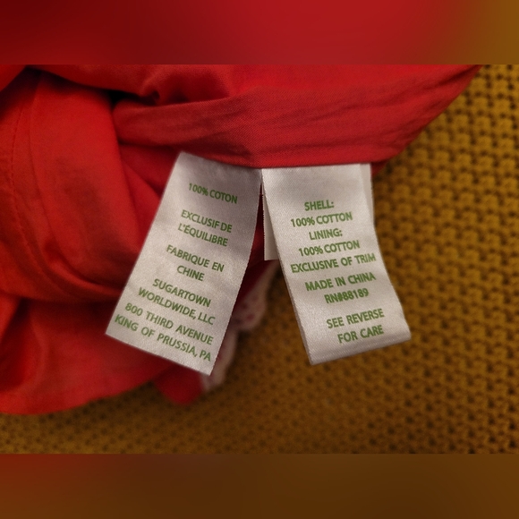 Lilly Pulitzer Cutout Halter Style Top, Size 2 - Picture 5 of 11